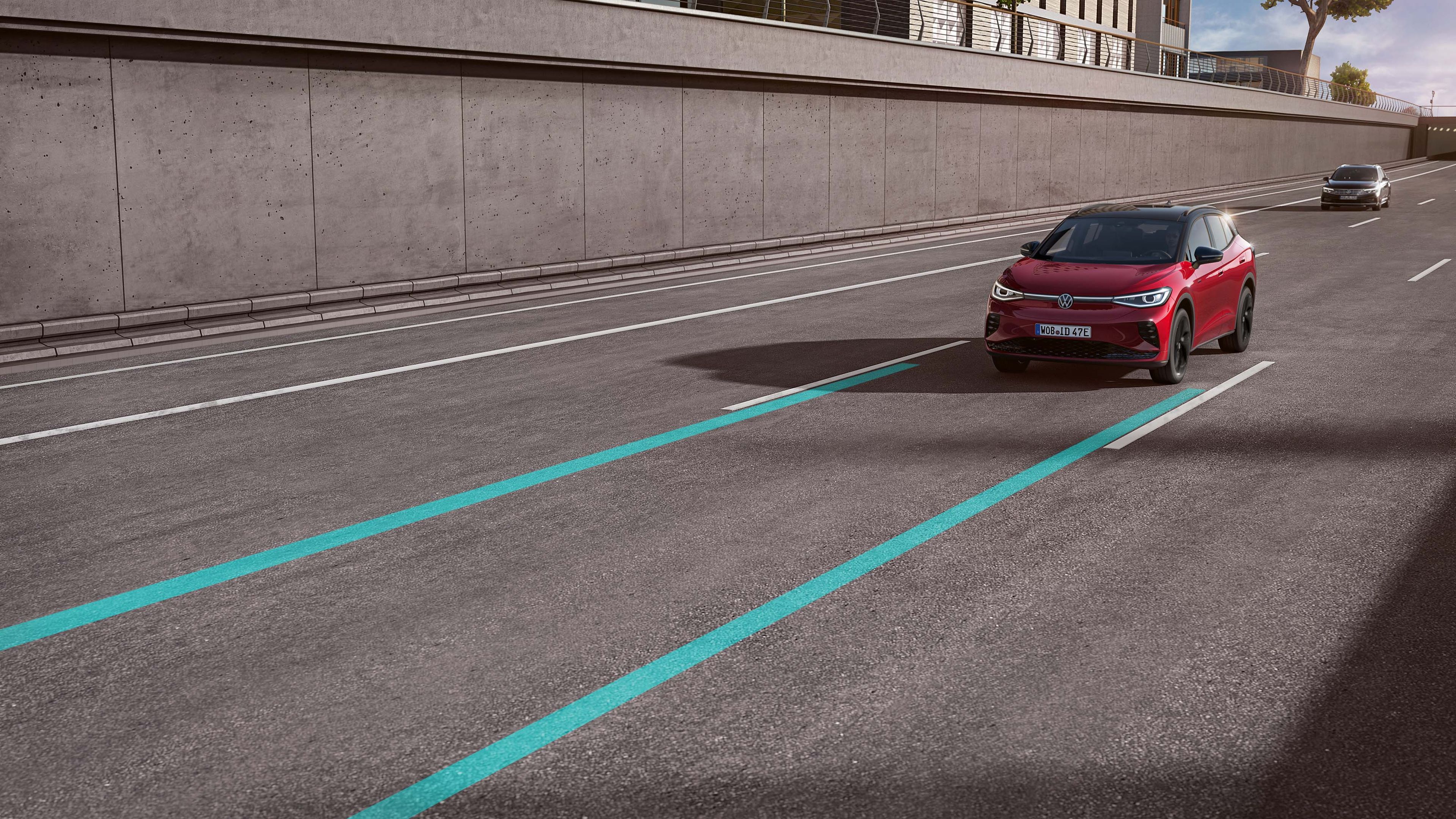 The Lane Assist System of the ID.4 GTX boosts safety by preventing unintentional lane departures.