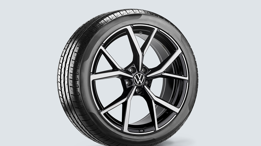 Volkswagen Essential Bundle - Tyre Rotation Service