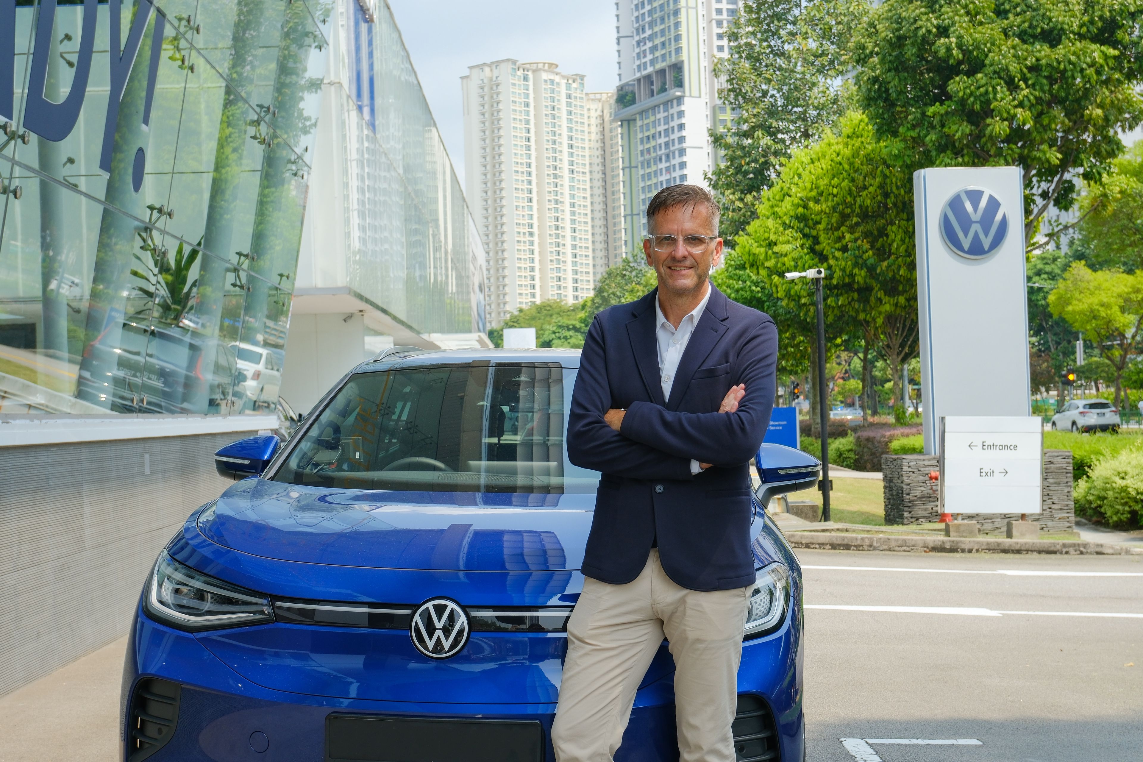 Volkswagen Singapore Newsroom - FOMO Pay Launch Digital Payment Token Partnership